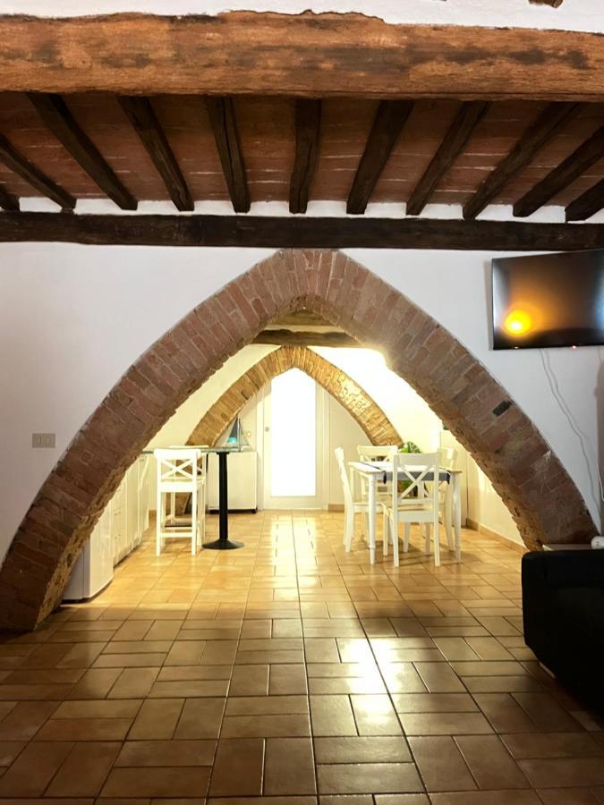 Gli Archi Nel Cuore Di Siena Bagian luar foto