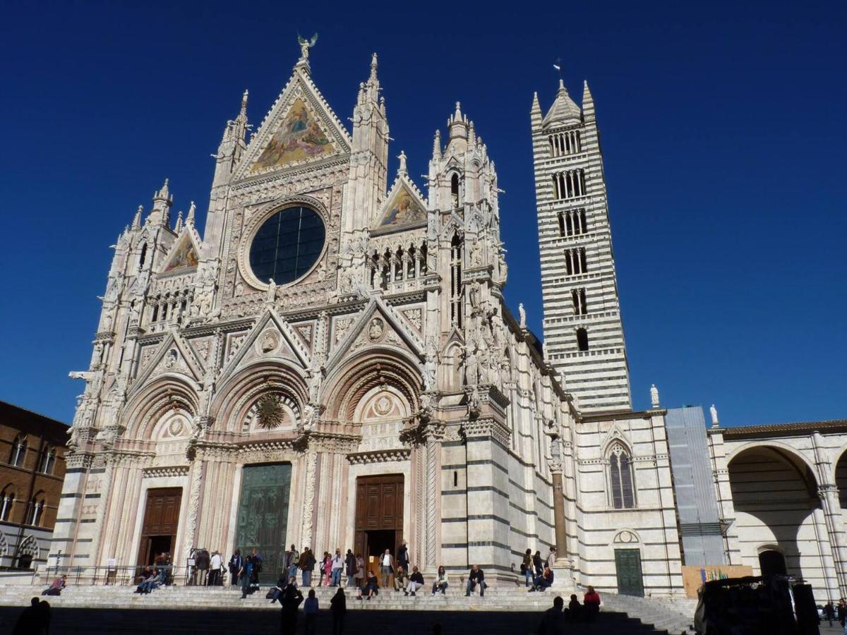 Gli Archi Nel Cuore Di Siena Bagian luar foto
