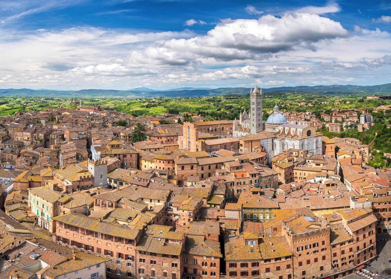Gli Archi Nel Cuore Di Siena Bagian luar foto