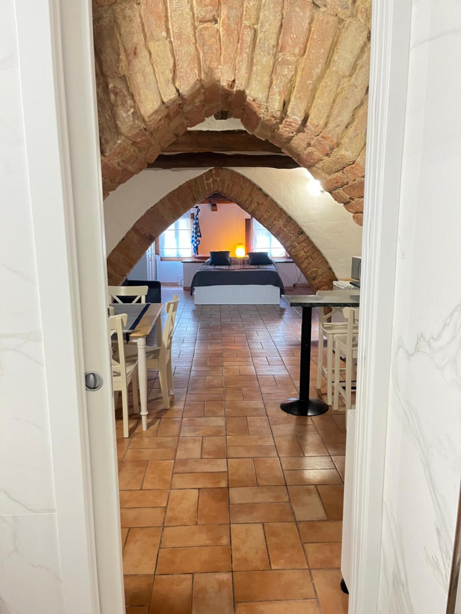 Gli Archi Nel Cuore Di Siena Bagian luar foto